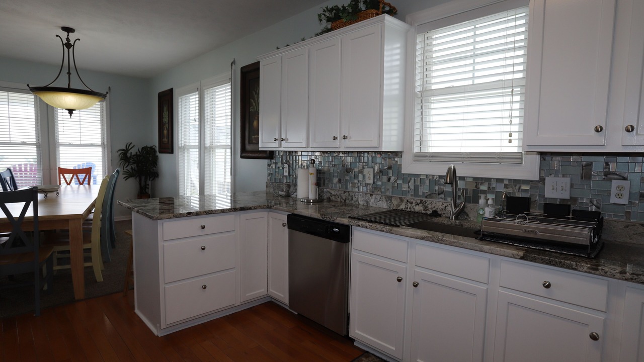 Photo of Kitchen in Surf City