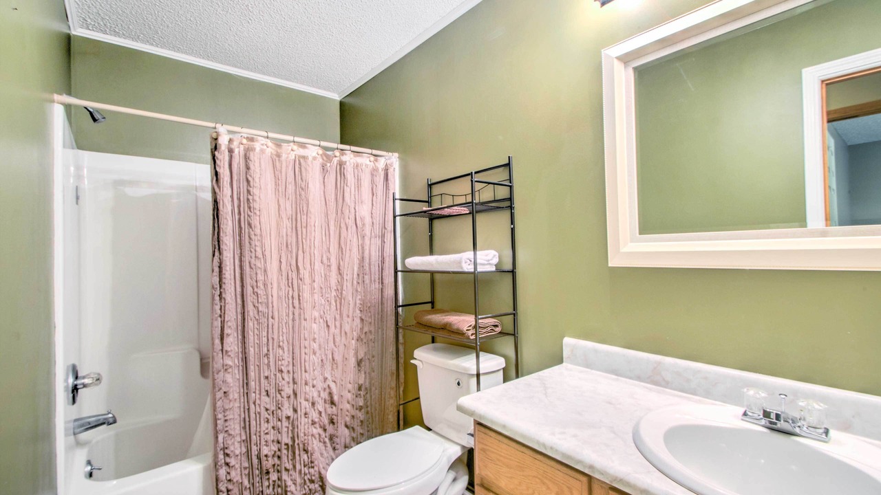 Photo of Bathroom in Cedar Mountain