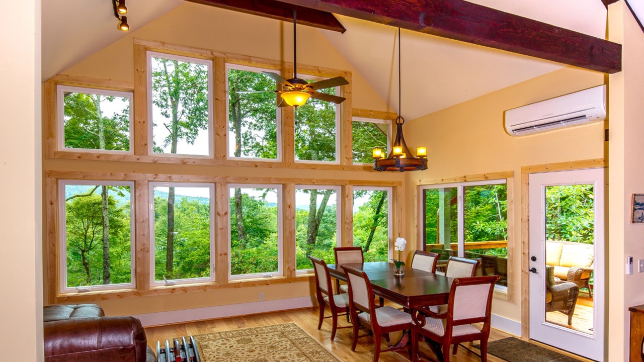 Photo of Livingroom in Pisgah Forest
