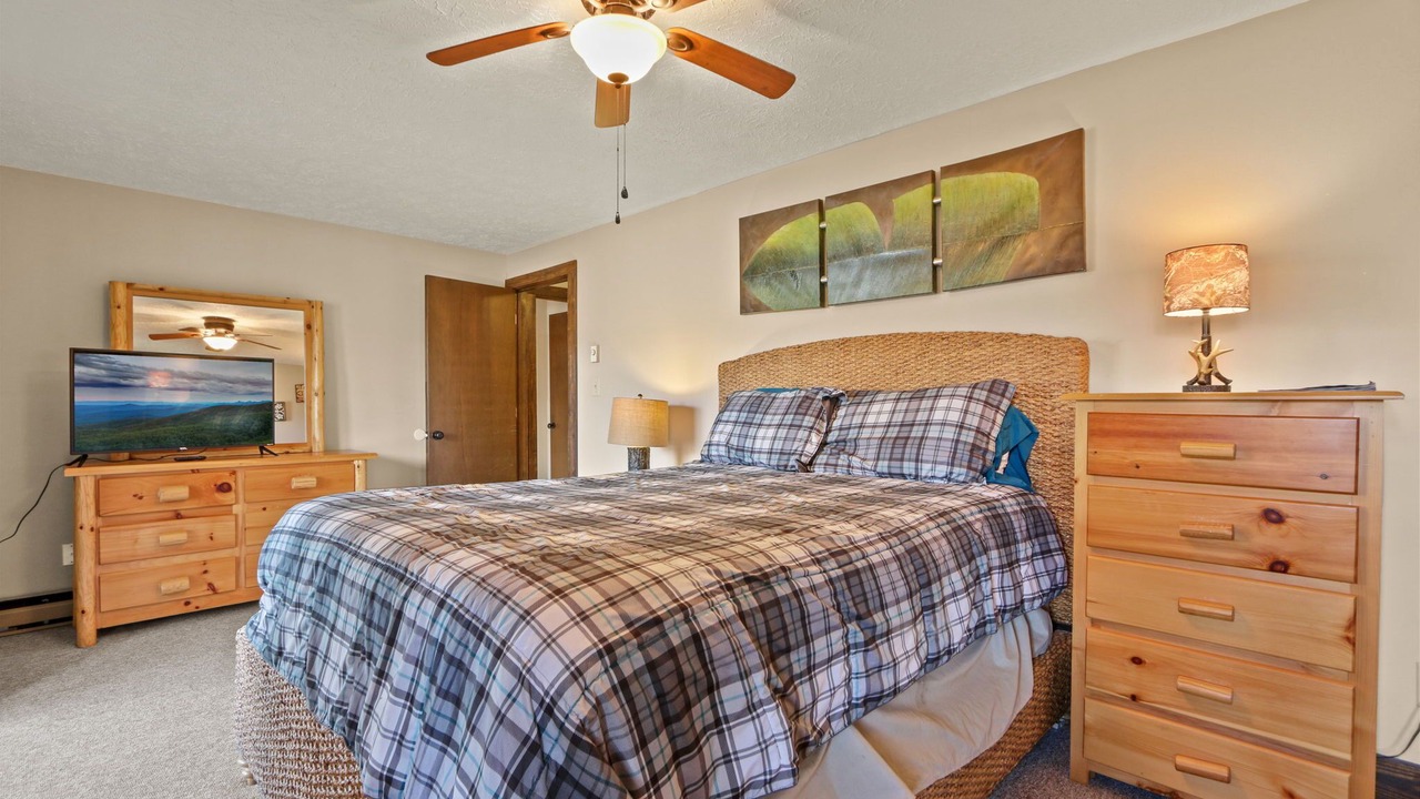 Photo of Bedroom in Mill Ridge