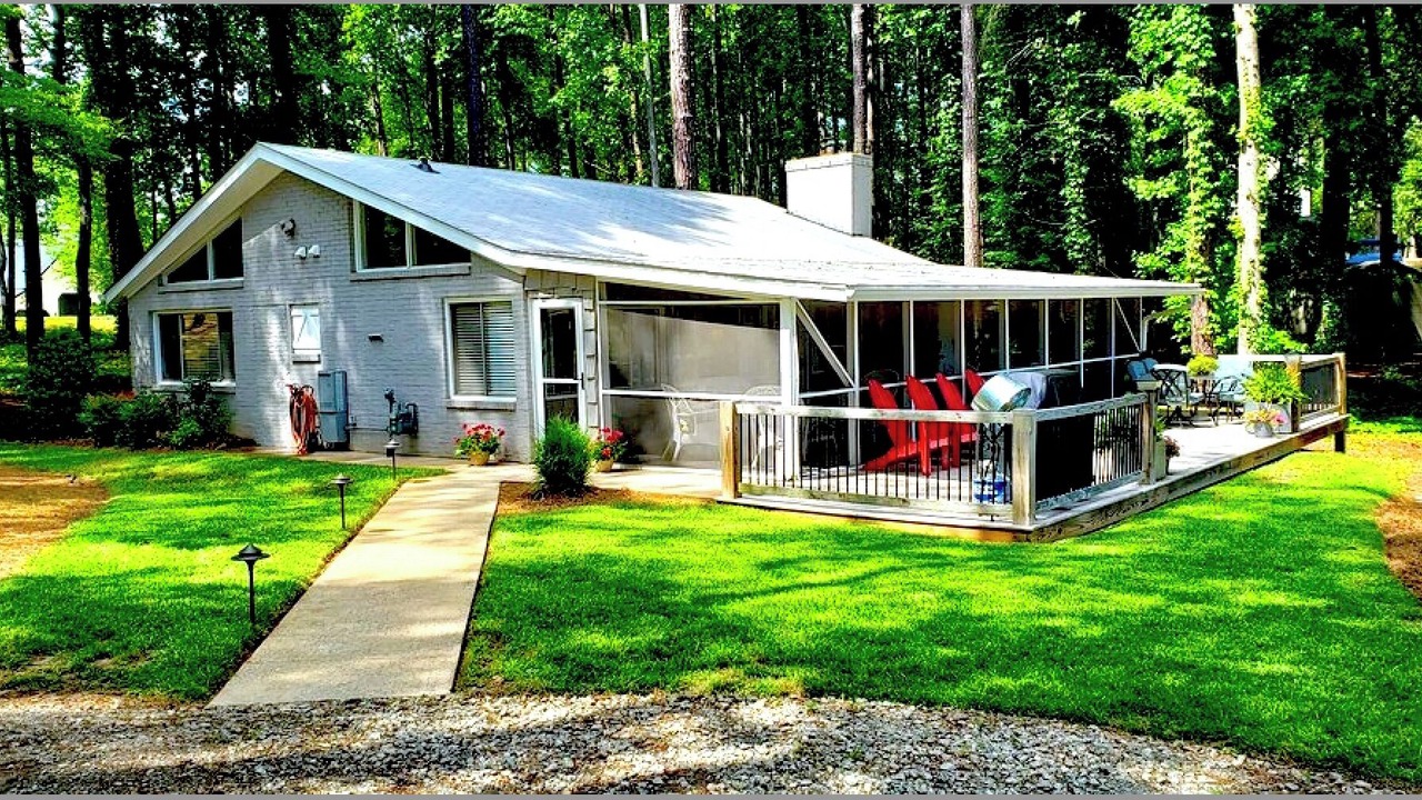 Photo of Outdoor in Mayhew