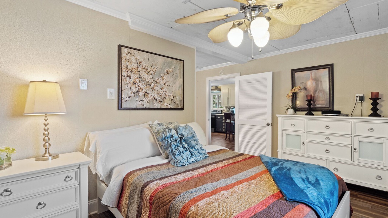 Photo of Bedroom in Mountain Island