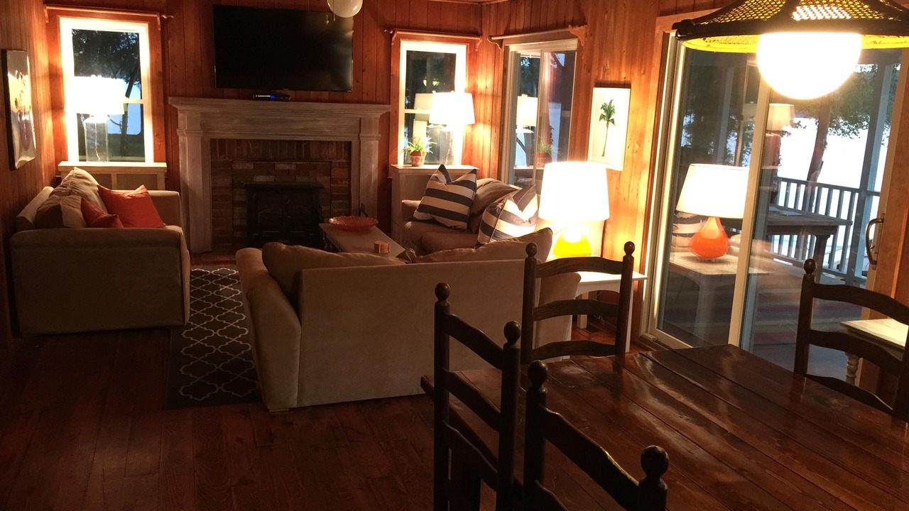 Photo of Livingroom in Steele Creek