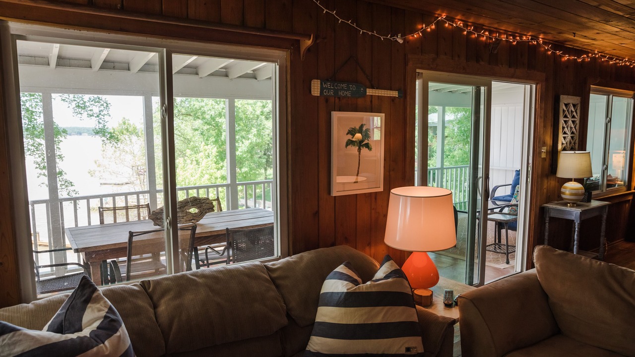 Photo of Livingroom in Steele Creek