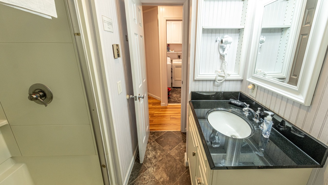 Photo of Bathroom in Penrose