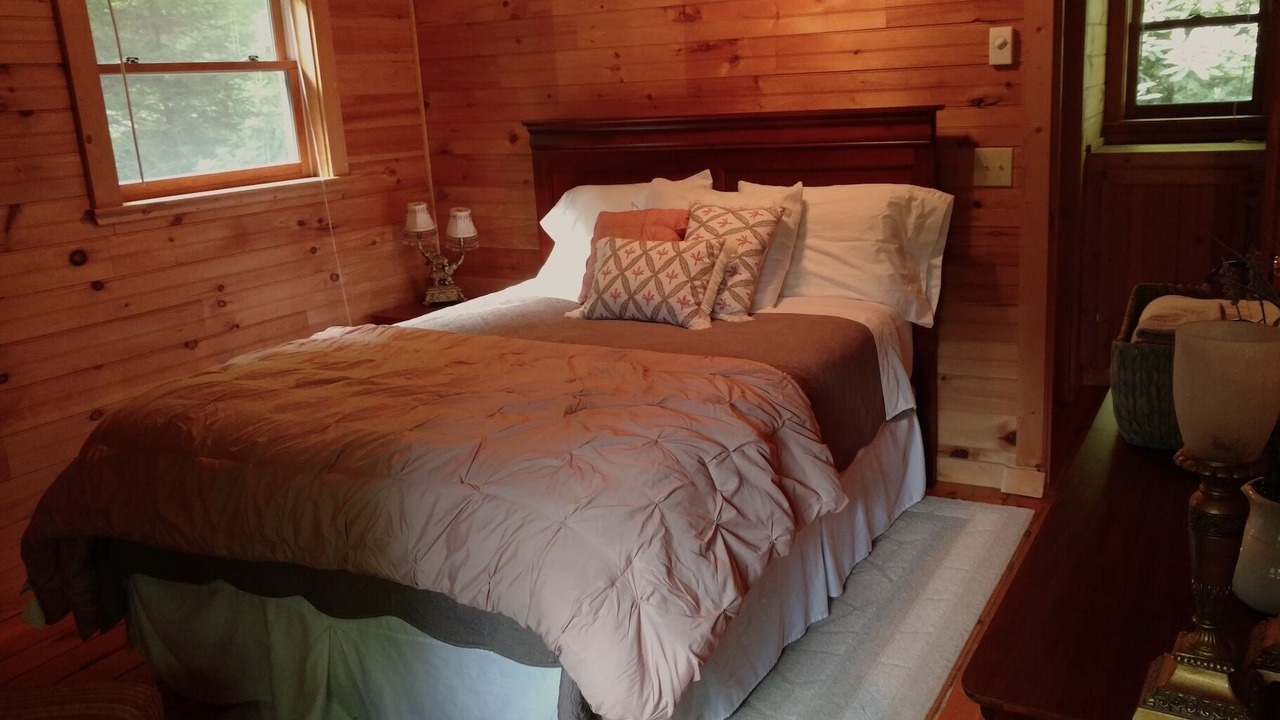 Photo of Bedroom in Mill Ridge