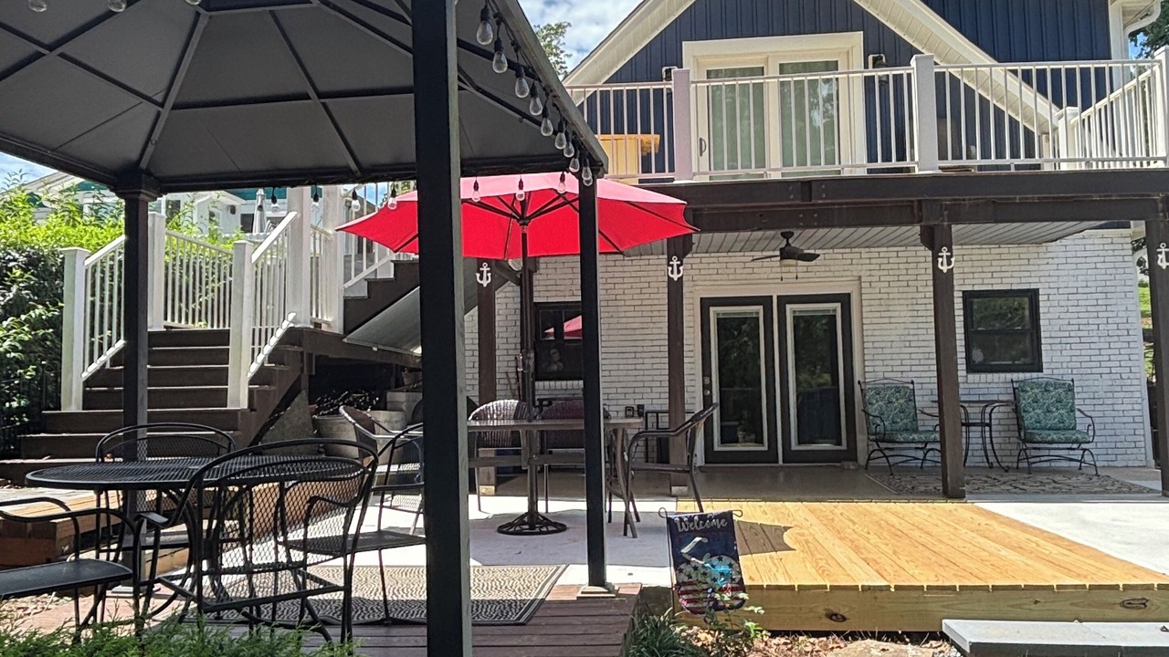 Photo of Outdoor in Southmont