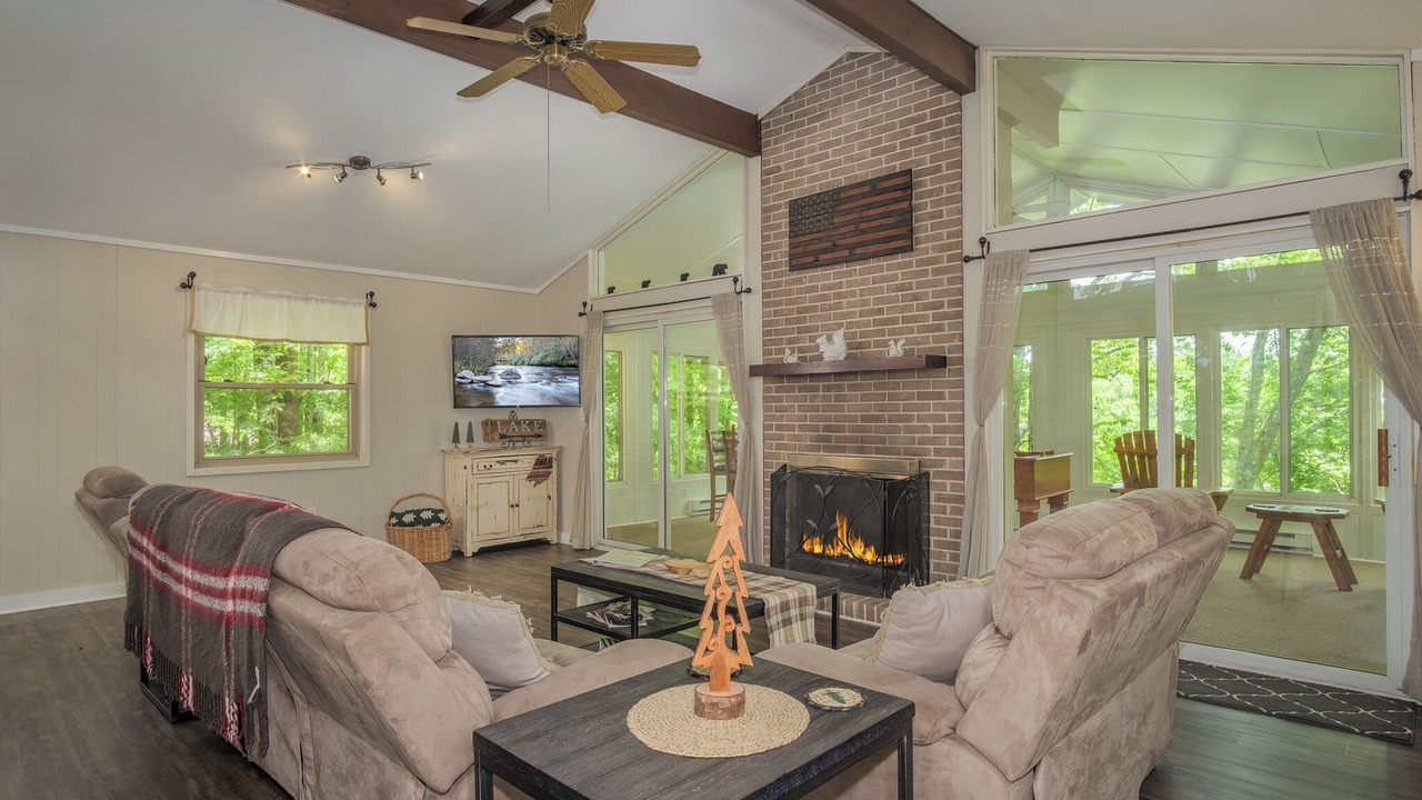 Photo of Livingroom in Brevard