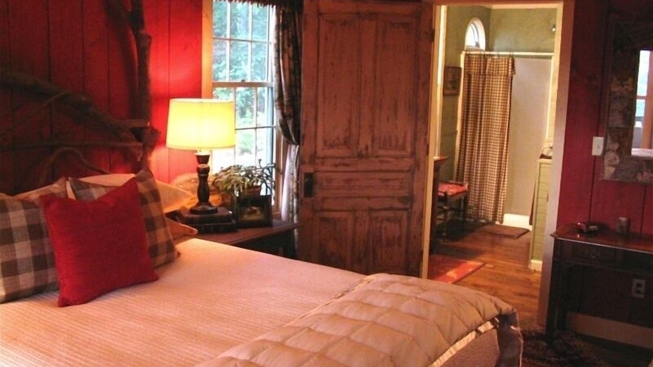 Photo of Bathroom in Pisgah Forest