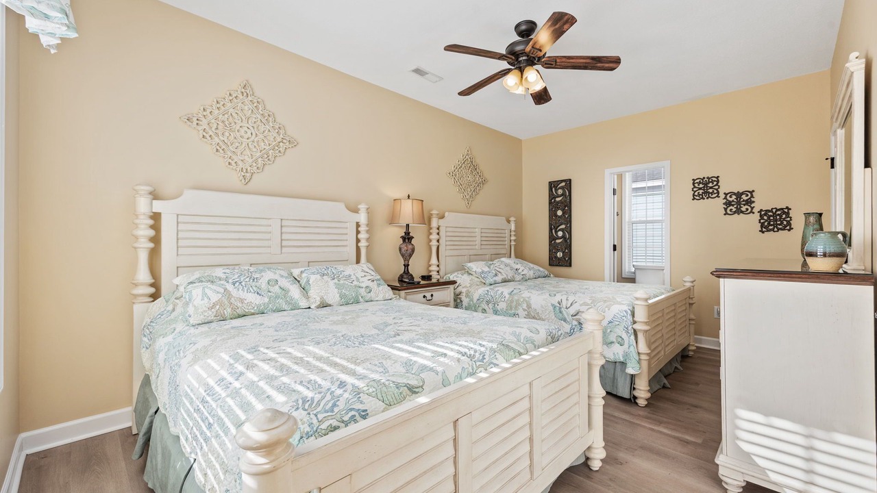 Photo of Bedroom in Surfside Beach