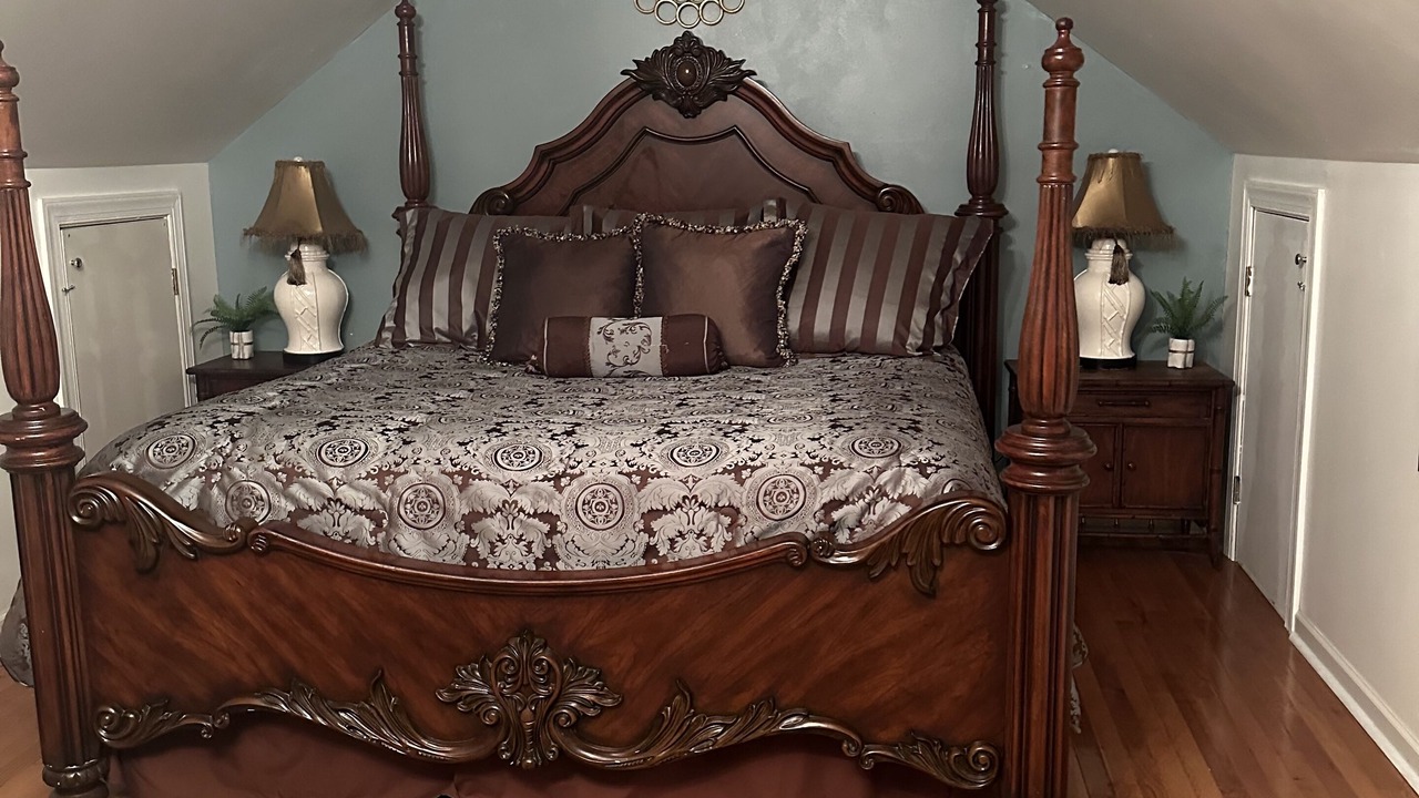 Photo of Bedroom in Manteo