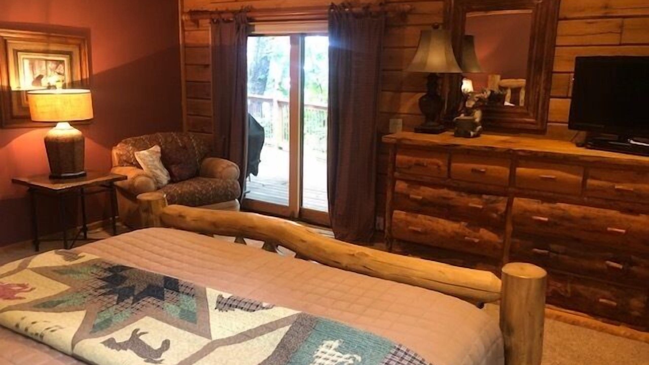 Photo of Bedroom in Waynesville