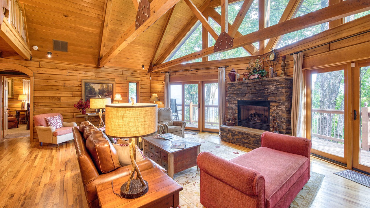 Photo of Livingroom in Waynesville