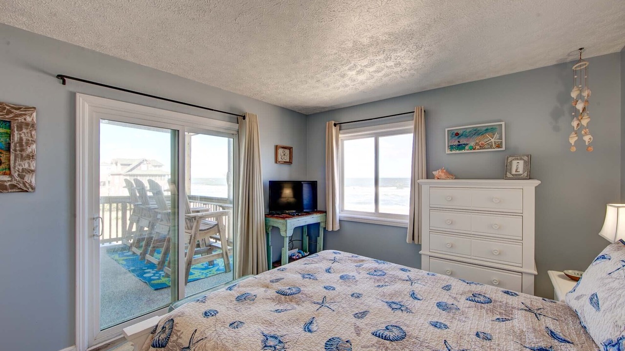 Photo of Bedroom in Rodanthe