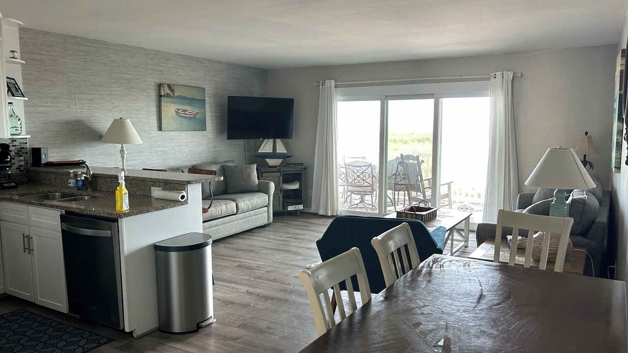 Photo of Livingroom in North Carolina Coast