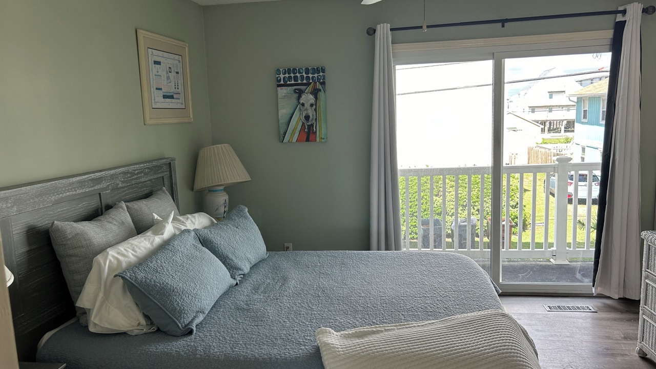 Photo of Bedroom in North Carolina Coast