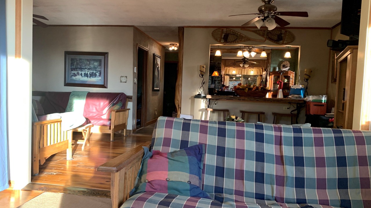 Photo of Livingroom in Spruce Pine