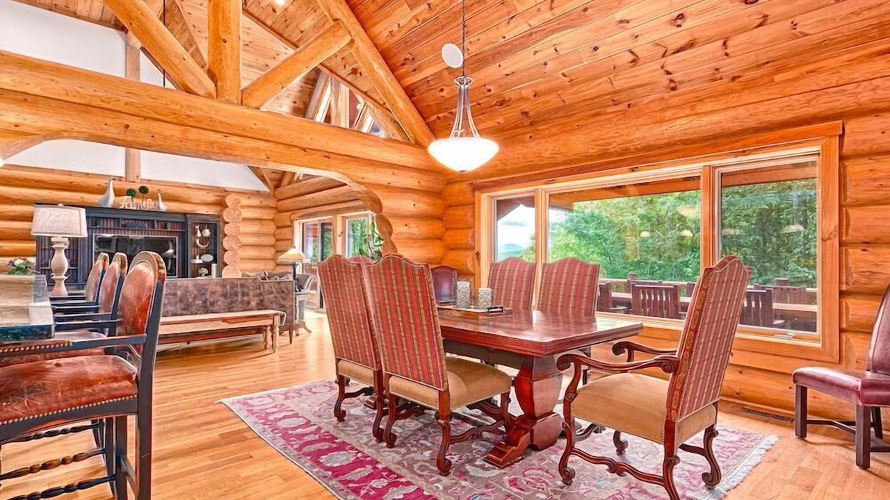 Photo of Bedroom in Skyland