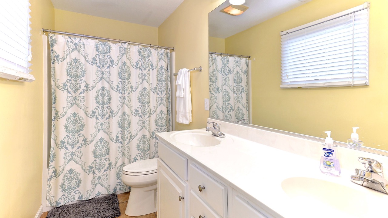 Photo of Bathroom in Duck