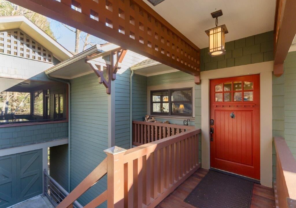 Photo of Patio Balcony in Montreat