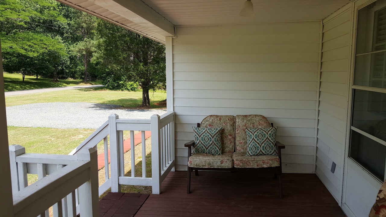 Photo of Patio Balcony in Bynum