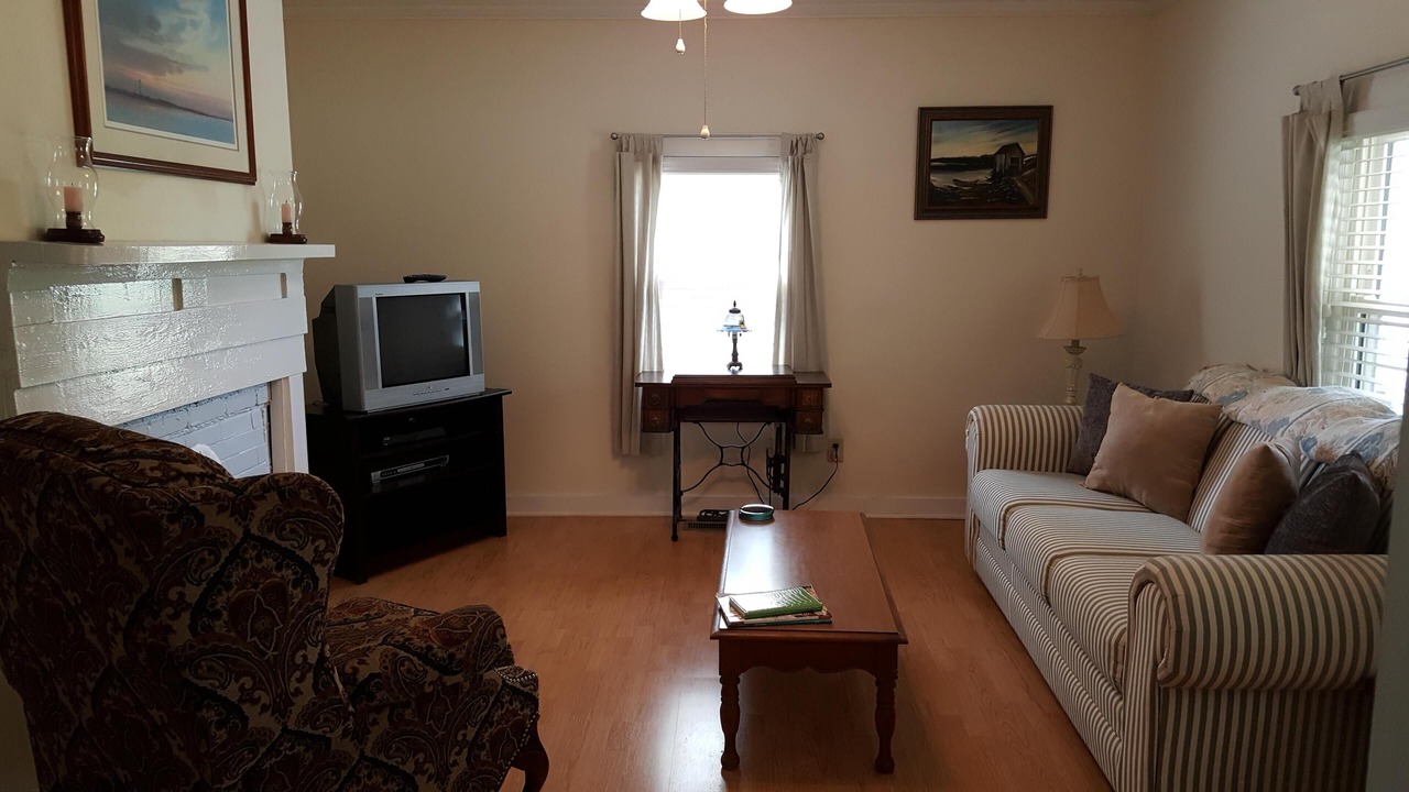 Photo of Livingroom in Bynum