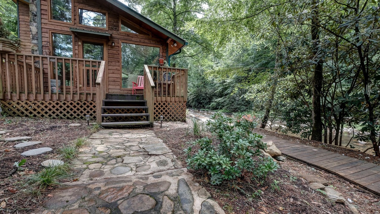 Photo of Outdoor in Hayesville