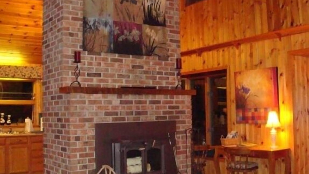Photo of Livingroom in Brevard