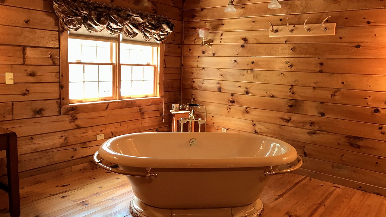 Photo of Bathroom in Old Fort