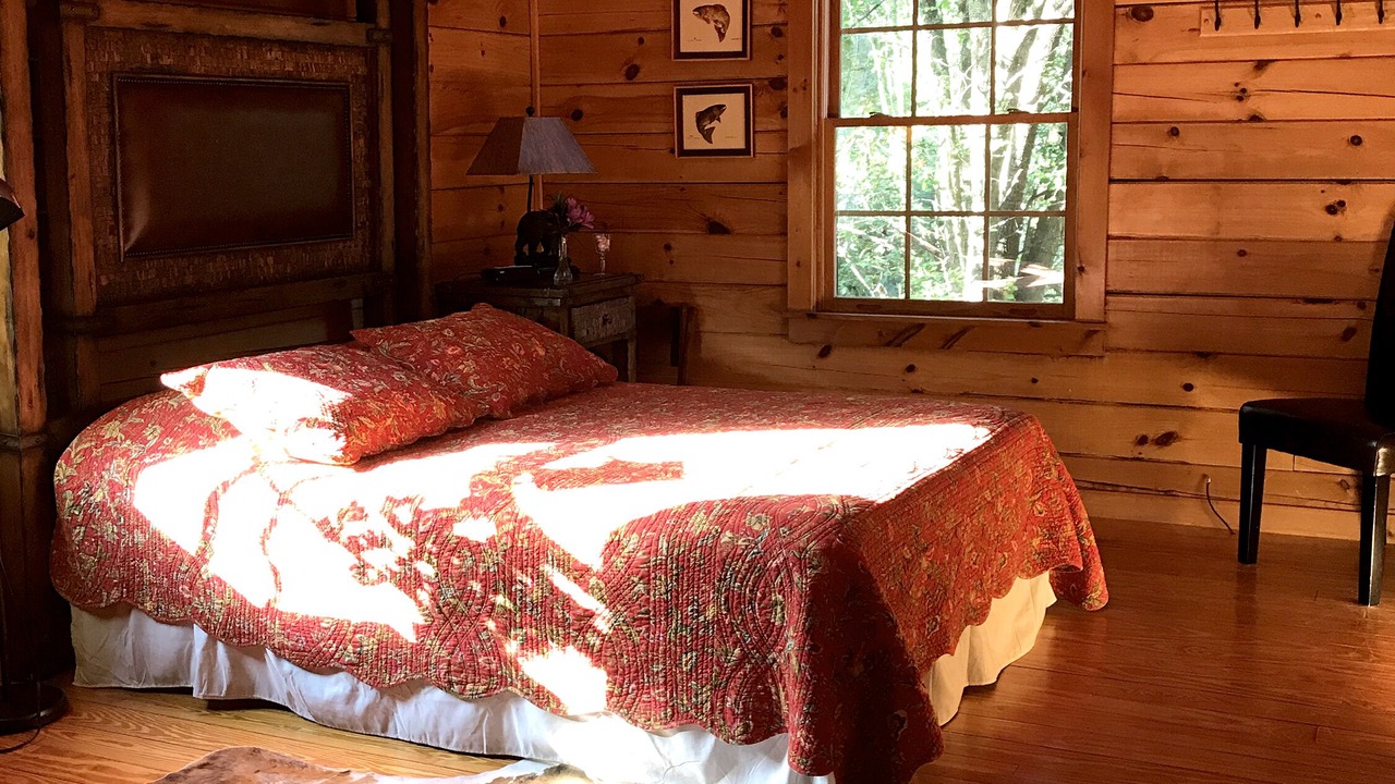 Photo of Bedroom in Old Fort