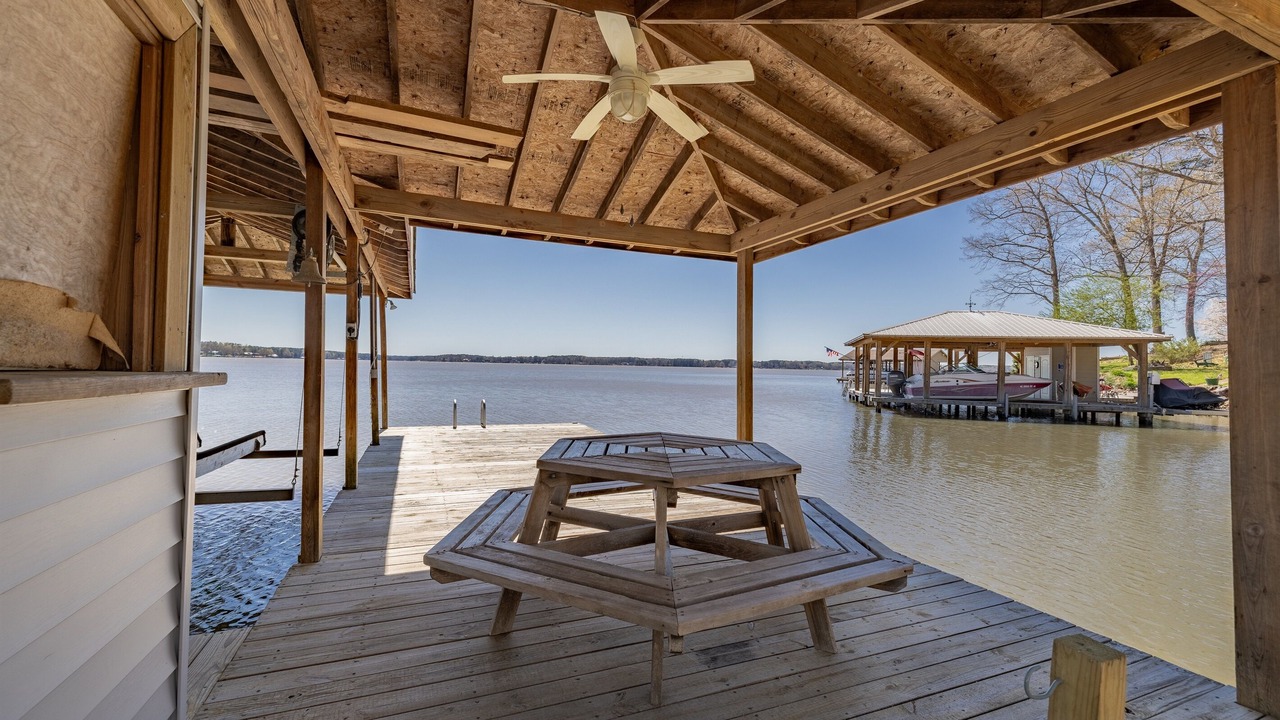 Photo of Outdoor in Wildwood Point