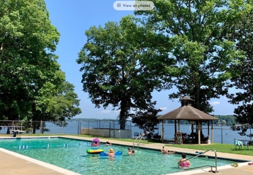 Photo of Outdoor in Wildwood Point