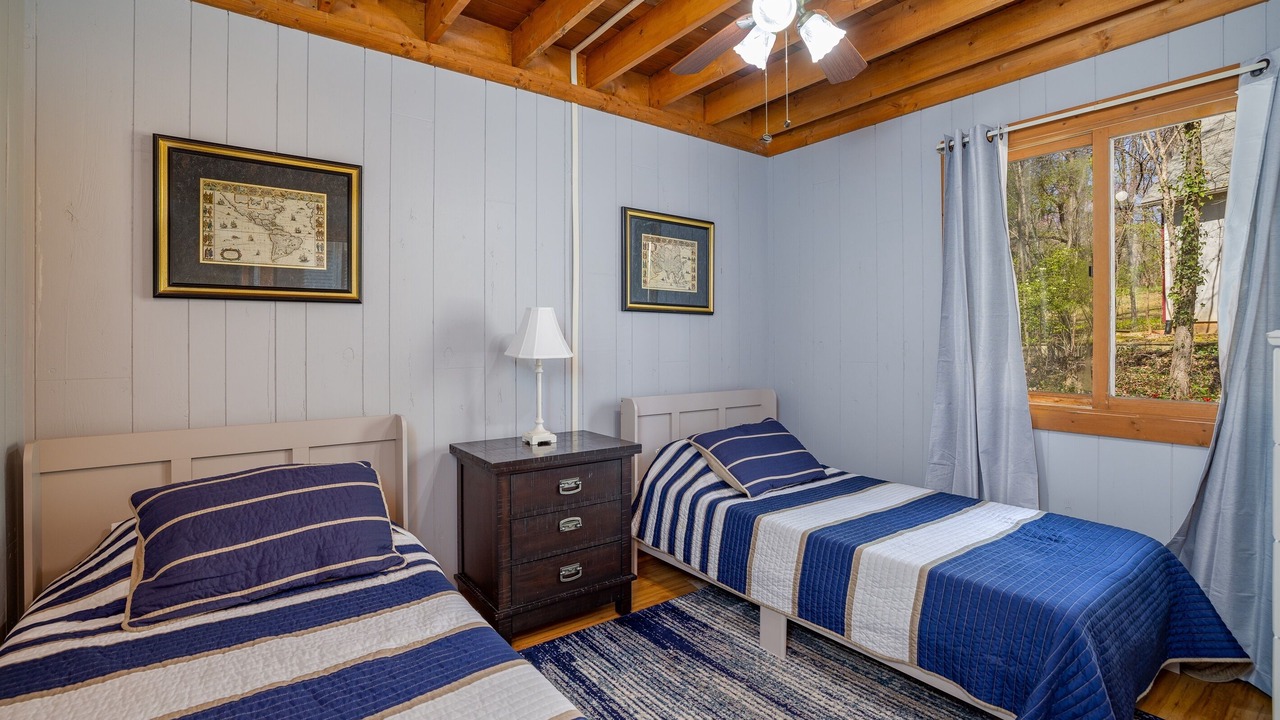 Photo of Bedroom in Wildwood Point