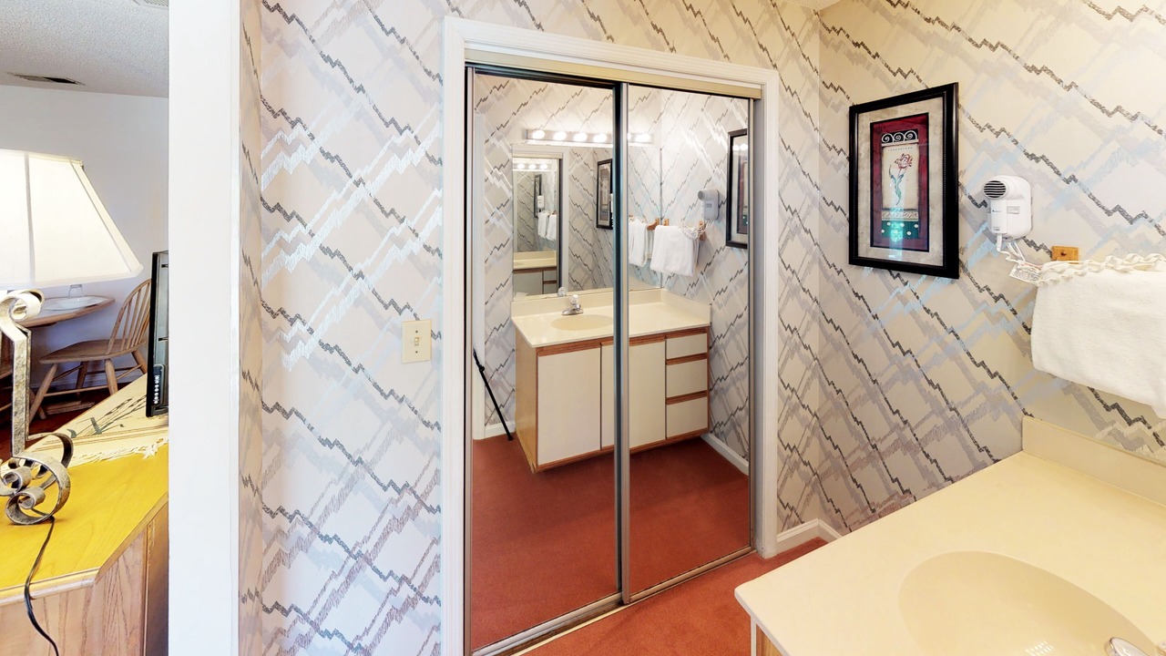 Photo of Bathroom in Sea Trail