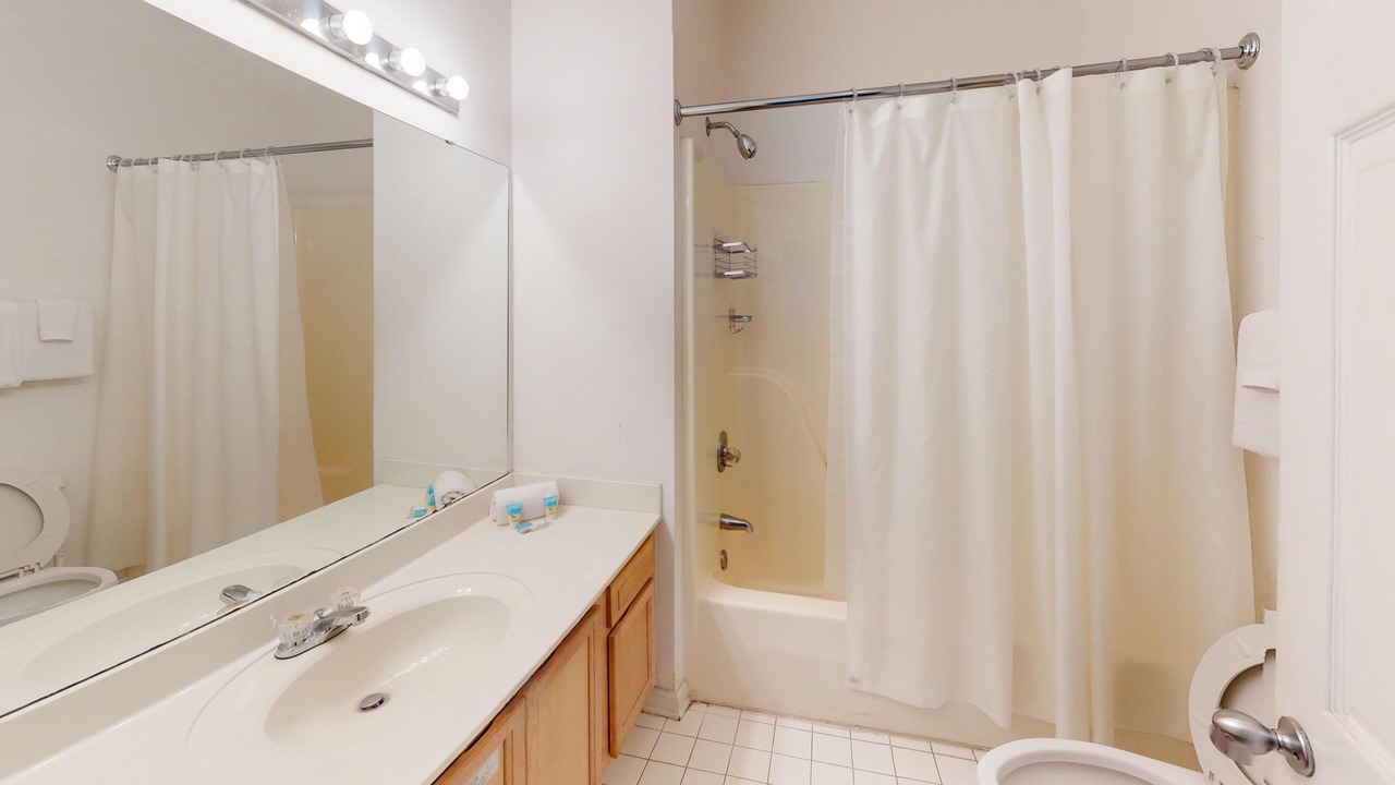 Photo of Bathroom in Sea Trail