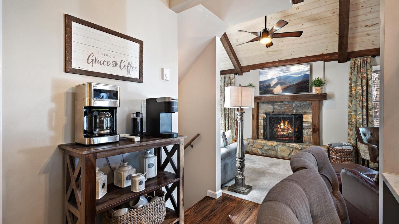 Photo of Livingroom in Beech Mountain