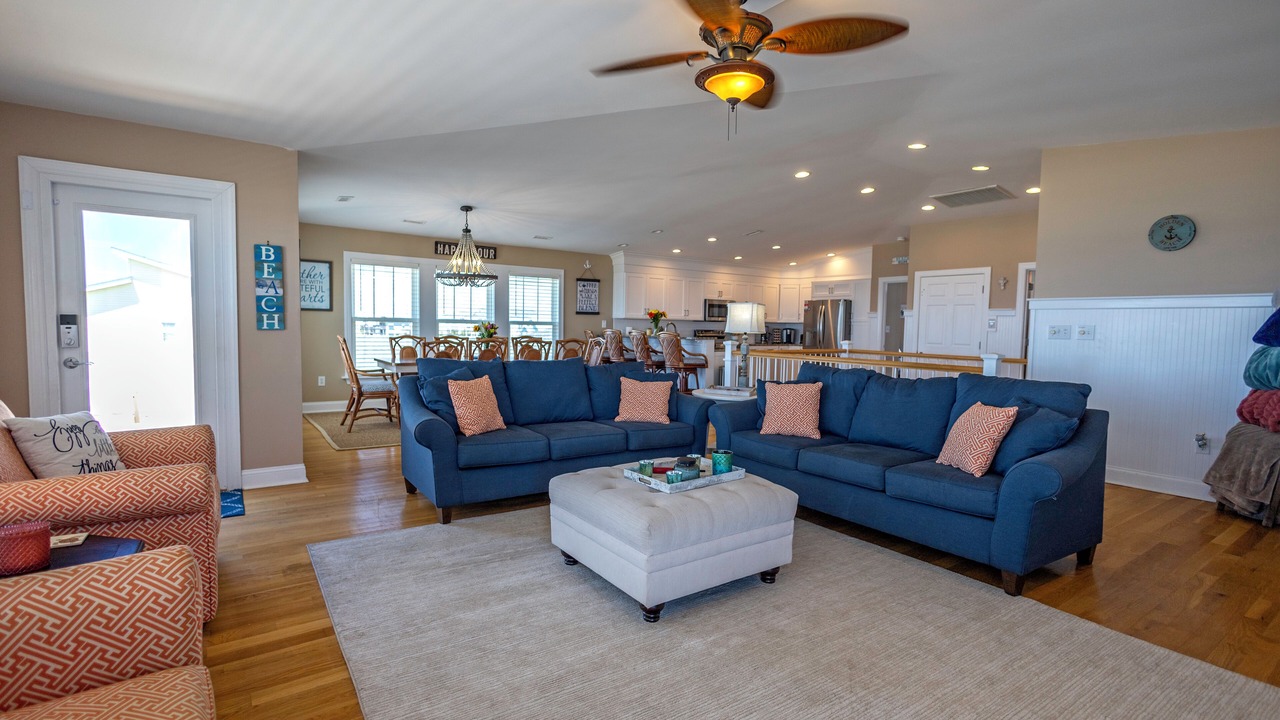 Photo of Livingroom in Holden Beach