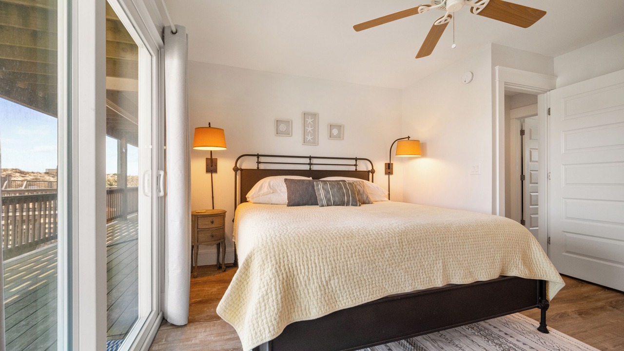 Photo of Bedroom in Carova Beach