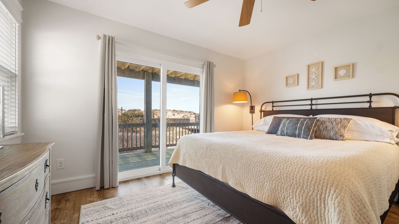 Photo of Bedroom in Carova Beach