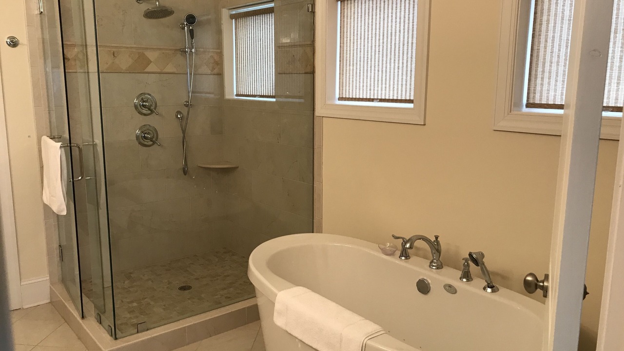 Photo of Bathroom in Sunset Beach