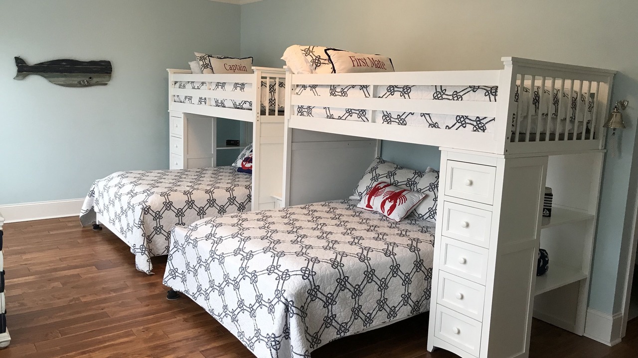 Photo of Bedroom in Sunset Beach