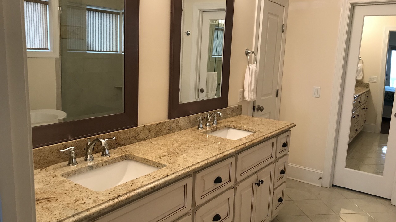 Photo of Bathroom in Sunset Beach
