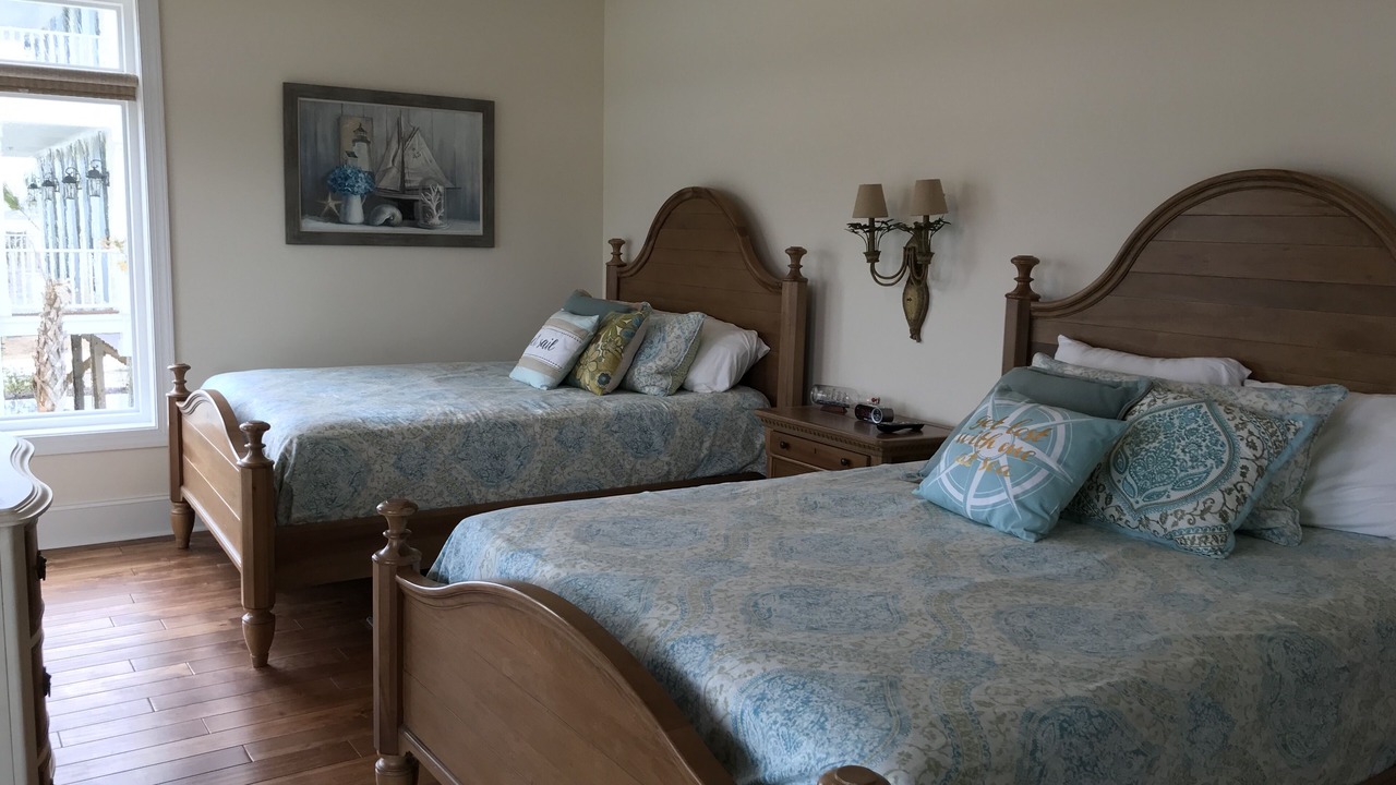 Photo of Bedroom in Sunset Beach
