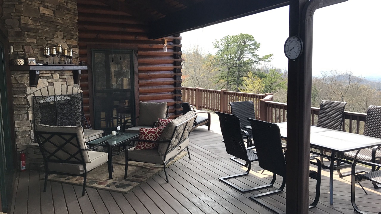 Photo of Livingroom in Pisgah Forest