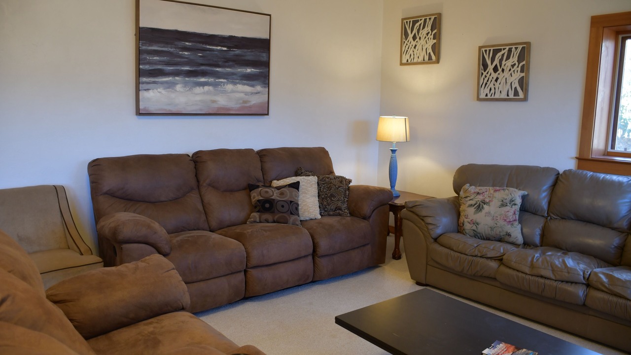 Photo of Livingroom in Laurel Ridge