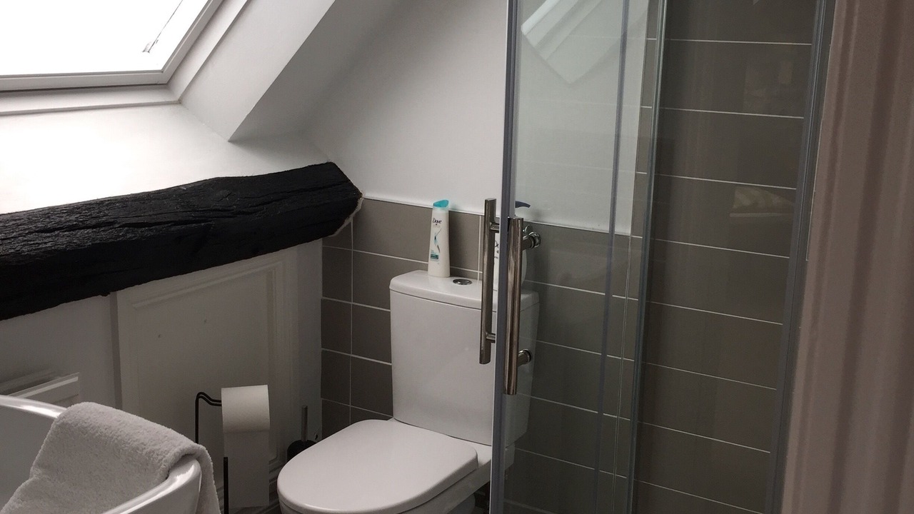 Photo of Bathroom in Winchcombe