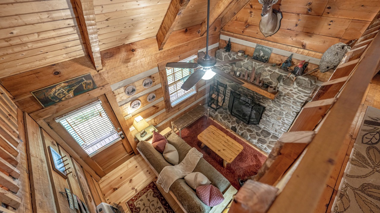 Photo of Livingroom in Weaverville