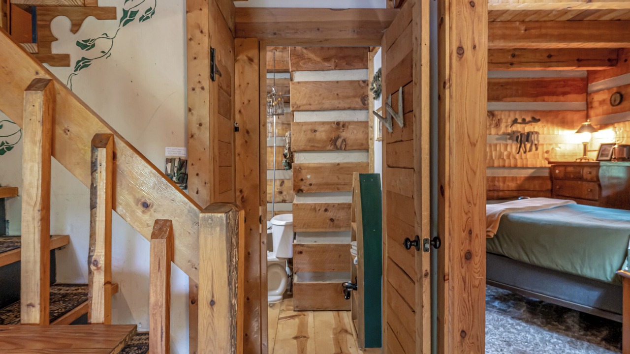 Photo of Bedroom in Weaverville
