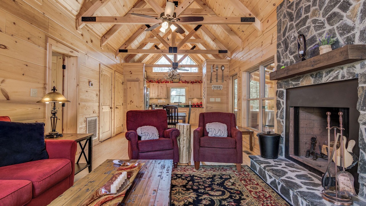 Photo of Livingroom in Black Mountain