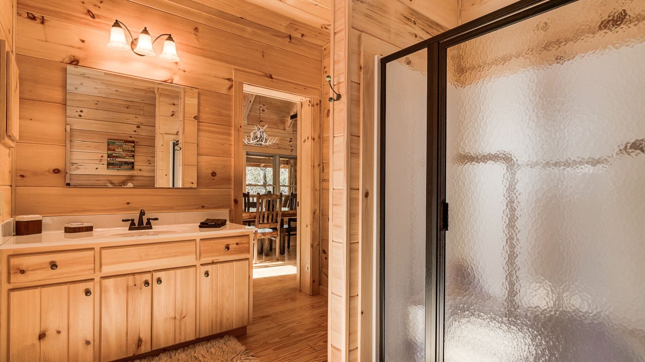 Photo of Bathroom in Black Mountain